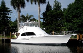 53' Post Marine Convertible 2006 - BLACK PEARL