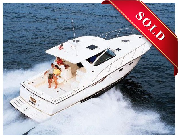38' Tiara Open 2001 - BOW TIE